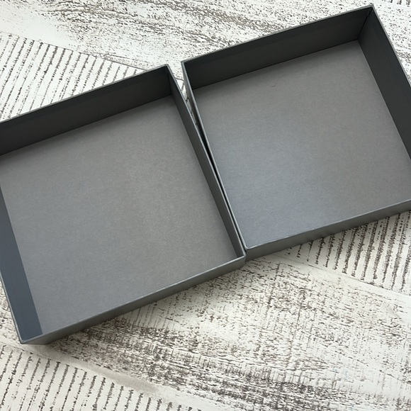 Balenciaga belt box only - Picture 2 of 3